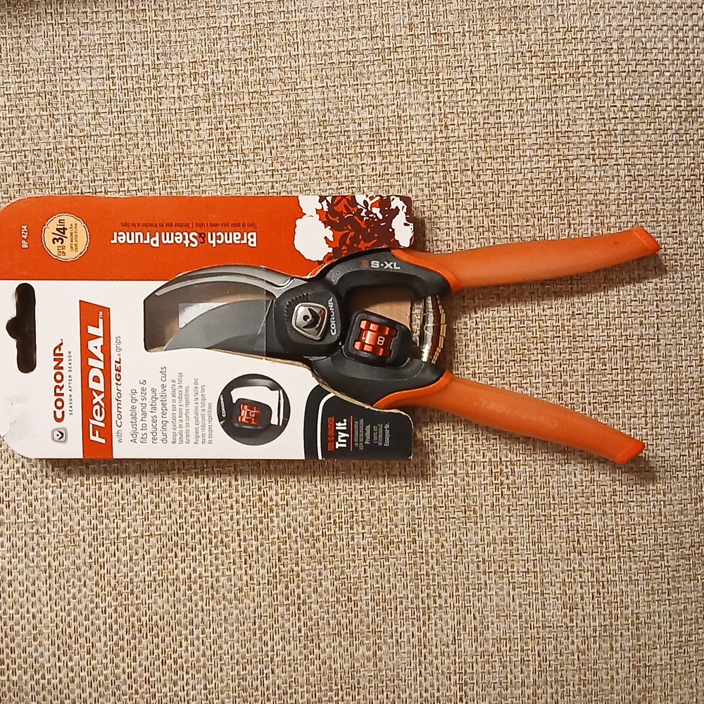 NWT CORONA FLEX DIAL